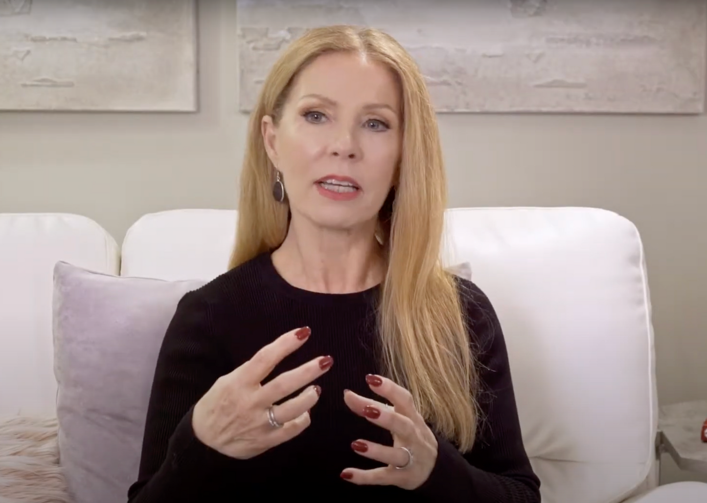 screenshot from a video of Lina in a black shirt talking about key points from her book The Sugar Queen